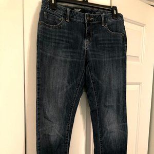 Vera Wang Mid Rise Capris